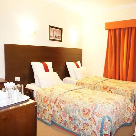 Abraham Hostel วาดี มูซา ภายนอก รูปภาพ